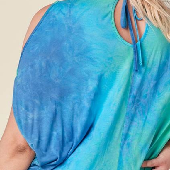 2X tie-dye Venus cold-shoulder top - Picture 9 of 11